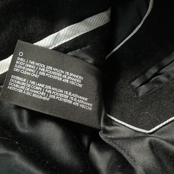 Club Monaco wool blazer with button front and fleur de lis crest on pocket - Picture 8 of 8